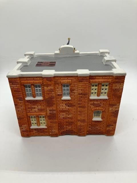 Picture 3 of 10