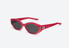 Gentle Monster Dada RC6 Oval Sunglasses Red Frame  Black Lenses   2024 Series