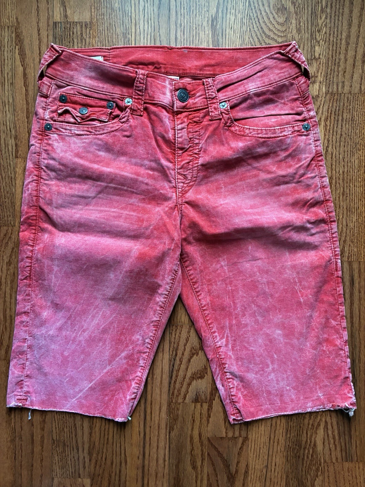True Religion Red Ricky Corduroy Mens Short - Size 31 thumbnail 2