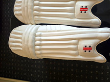 Gray-Nicolls Legend Cricket Batting Leg Pads Size L Pair Adjustable Padded
