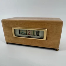 Vintage Numechron Tymeter Model 900 Flip Clock Wood Grain Mid Century MCM WORKS