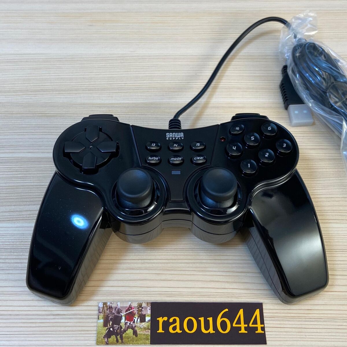 Sanwa Direct 400-JYP62UBKX USB Game Pad 16 Button Black Sanwa Direct 400-JYP62UBKX USB Game Pad 16 Button Black