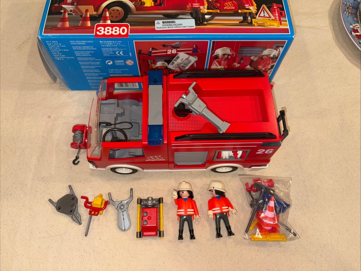 PLAYMOBIL – Bombero Con Manguera (47950) – Figura Con Accesorios, Juguete Educativo Para Juego Simbólico Y Creatividad