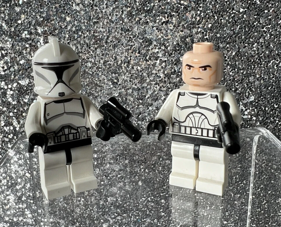 LEGO Star Wars Stormtrooper Minifigure Lot of 2 Army Builder Clone Snowtrooper