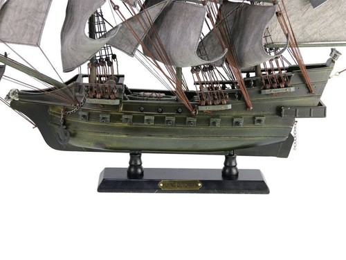 Wooden Flying Dutchman Limited Model Pirate Ship 26" - Picture 7 of 9