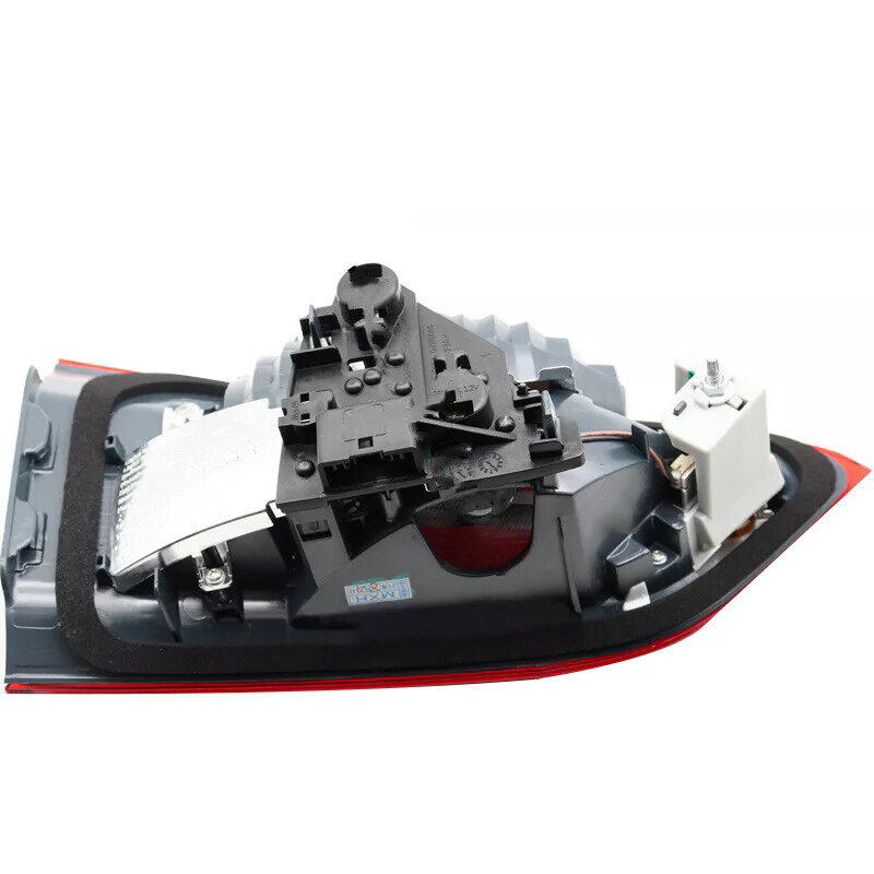 LED Right Side Inner Tail Lamp Rear Brake Light Assy For BMW X1