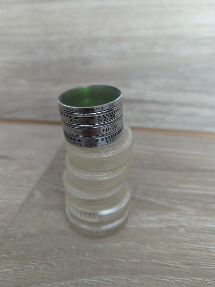 Kodak Made In Germany  FII/32 2X Green - NI/32 NII/32 Auxiliary Lens NIII Clear - Image 3 of 4