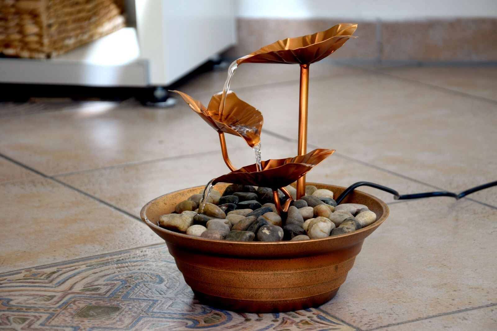 Tischbrunnen 3-stufig Zimmerbrunnen Lotusblatt Wasserbrunnen Metall Indoor