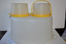 vintage tupperware Cake Holder with Tupperware Toys and 1 handle