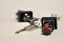 EAO key switch, new, 51-195.025 with key
