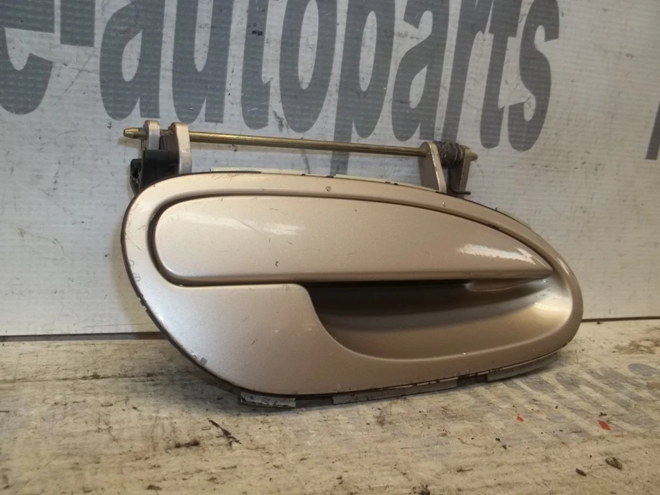 Cadillac Catera 1997-2001 pasajero derecho exterior manija de puerta exterior OEM Foto 2 de 4