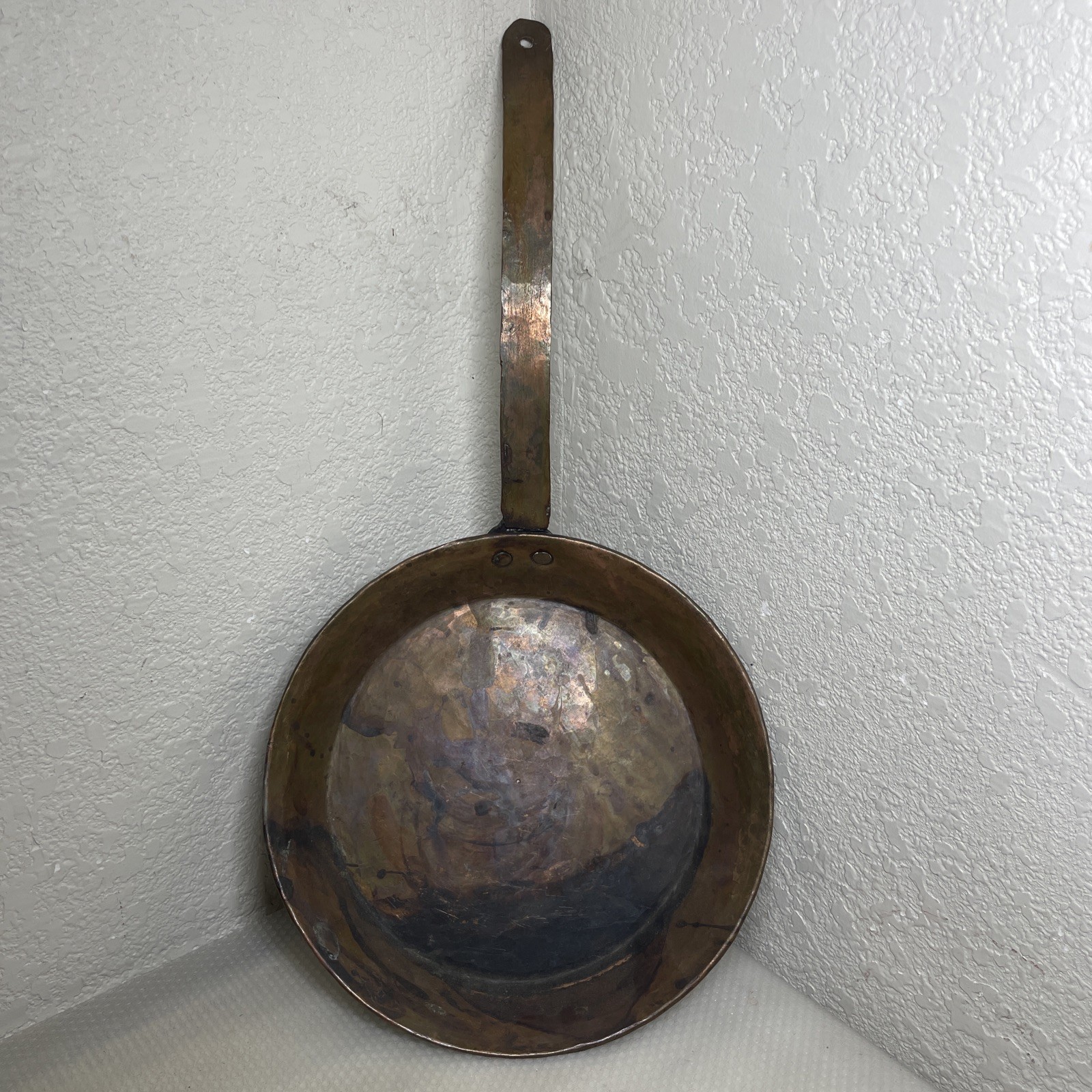 Picture 1 of 24