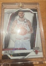 2024-25 Panini Prizm - Lonzo Ball #75 White Sparkle Prizm no.141/275