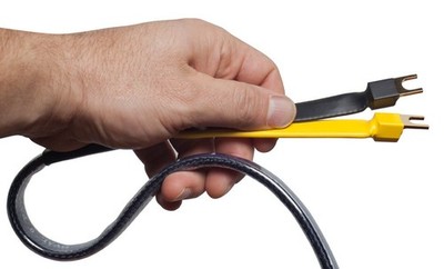 Analysis Plus Black Mesh Oval 9 Speaker Cable - 4 Foot, Spade to Spade, Pair