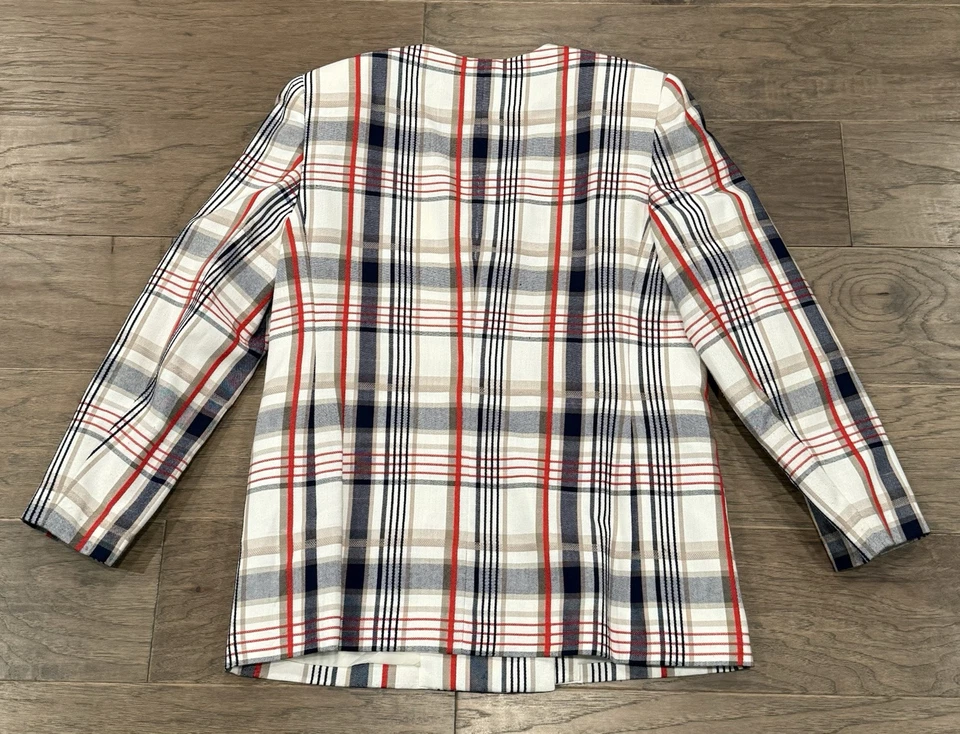 Blazer Mujer Talla 10 Colección Ejecutiva Colorido a Cuadros NECESITA ALTERACIONES Foto 2 de 4