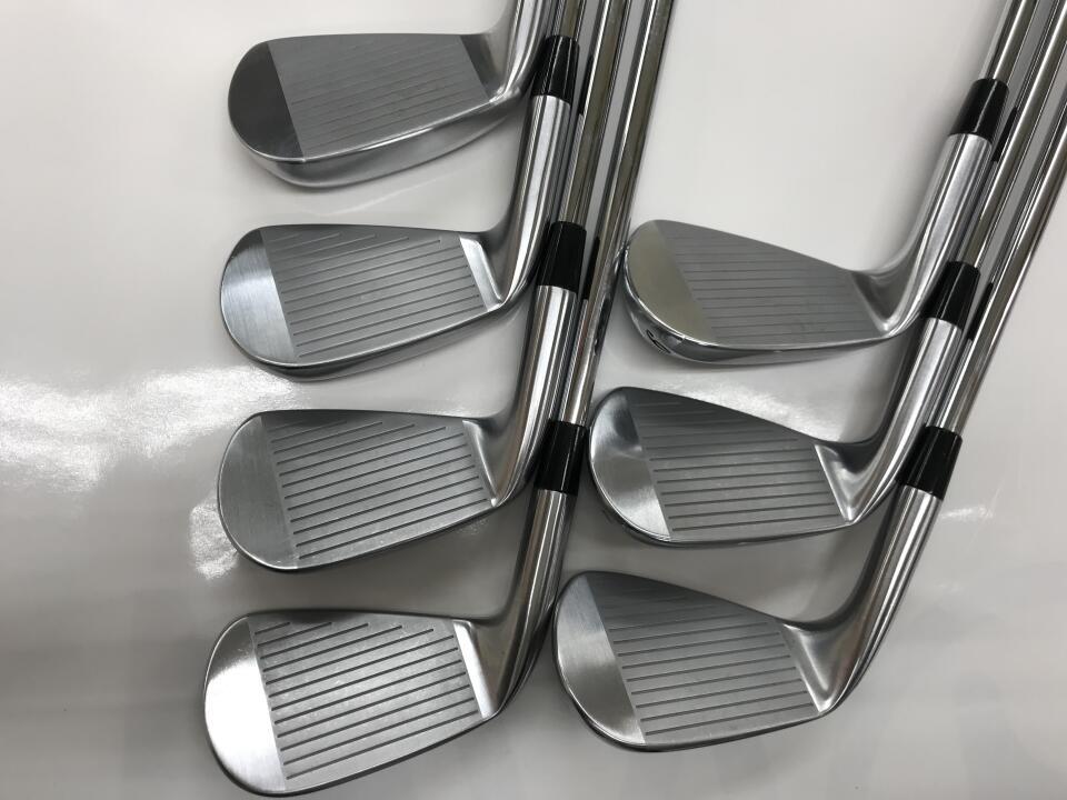 Yonex EZONE CB 702 FORGED 7 Iron Set 4-9 P Right-Handed S200 Yonex EZONE CB 702 FORGED 7 Iron Set 4-9 P Right-Handed S200