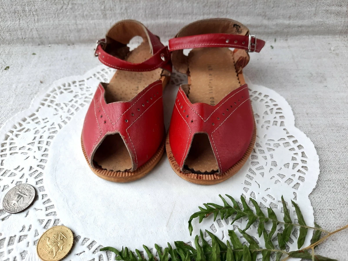 Vintage Soviet Red Perforated Leather Sandals 9 US Shoes Old Fashion USSR 70s