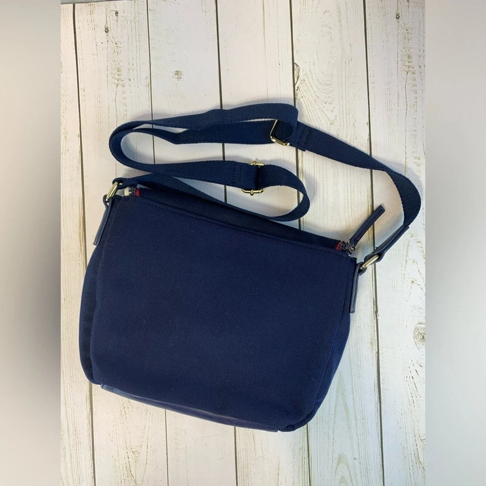 Tommy Hilfiger Canvas/Nylon Messenger/Crossbody Bag-Navy & Red - Image 3 of 4
