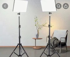1 Square Ring Light For Posting On Websites D...
