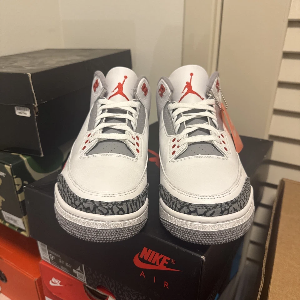 Size 9.5 - Air Jordan 3 Retro Mid Fire Red DN3707-160 Men’s - Image 2 of 4