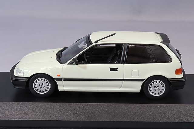 MAXICHAMPS 940161500 1/43 HONDA CIVIC 1990 WHITE Diecast