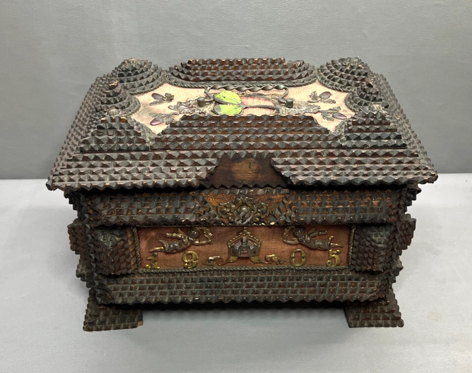 Caixa de madeira antiga francesa vitoriana arte vagabundo esculpida à mão folha de esmalte anjo 1905 - Imagem 2 de 4