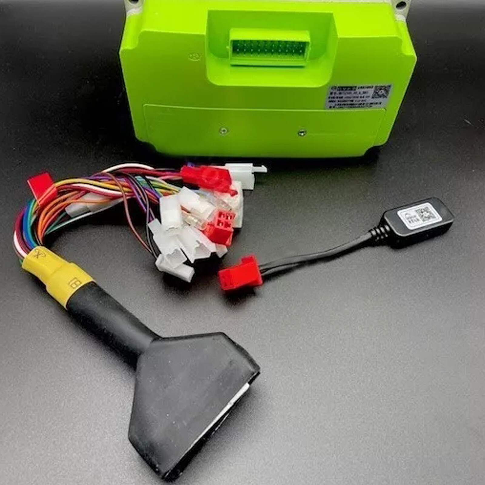 New Green FarDriver Controller With Bluetooth 48V-72V,300A Phase,100A Battery