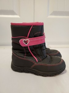 girls snow boots size 12