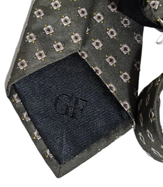 GIANFRANCO FERRE 男式 100% 真丝领带豪华领带绿色几何图案 W:2.7 英寸二手状况完好 — 第 4/4 张图片