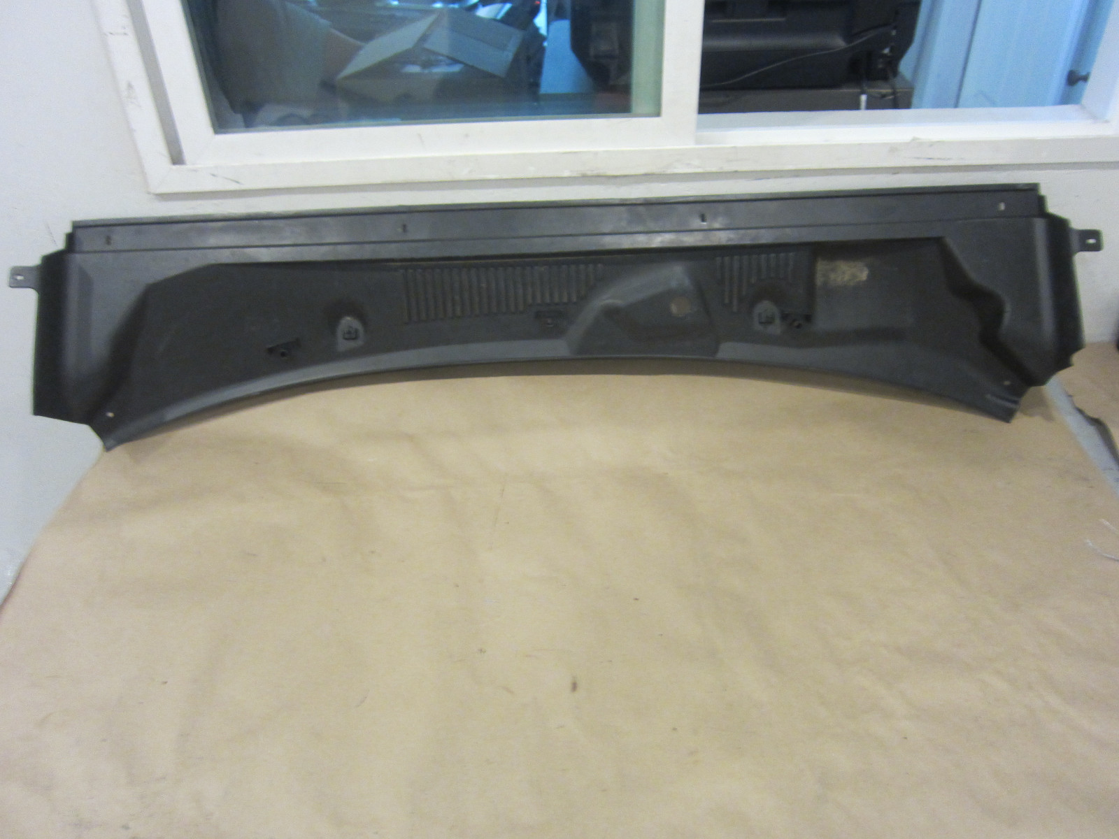 Maserati 4200 - Front Central Under Windshield Cowl - P/N  66365800