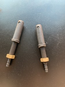 tesla-factory-roadster-washer-nozzle