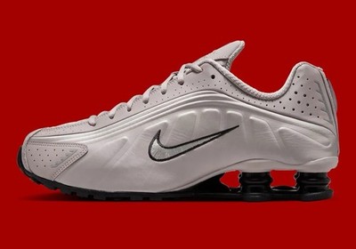 Nike Shox R4 College Grey Black Men's Casual Running Sneakers IH0265-009 NEW