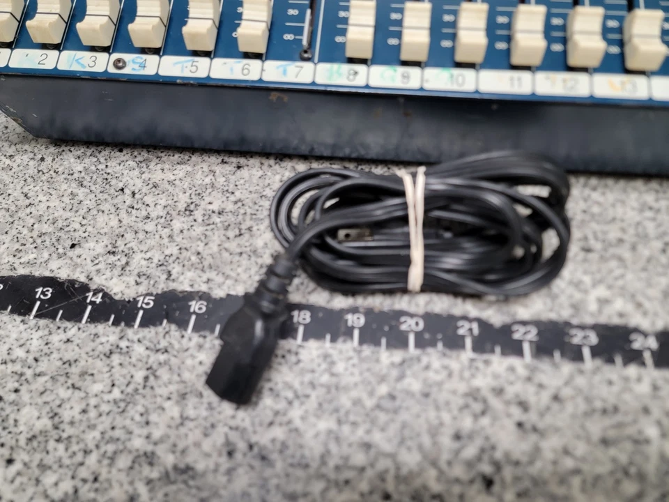 Allen & Heath MixWizard WZ 16:2 16 Input Mixer FOR PARTS - Image 2 of 4