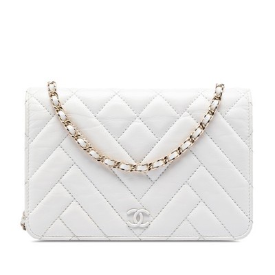 Chanel CC Crinkled Chevron Calfskin Wallet On Chain Crossbody Bag White