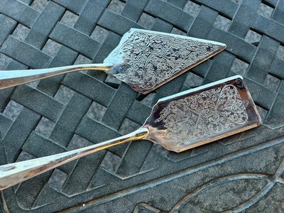 International Silver Co. silverplated serated edge ornate cake and pie servers