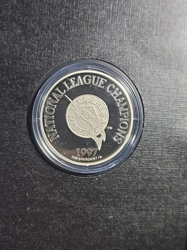 1997 FLORIDA MARLINS NL Champions silver medal - 1 oz (0.999) PROOF - COA