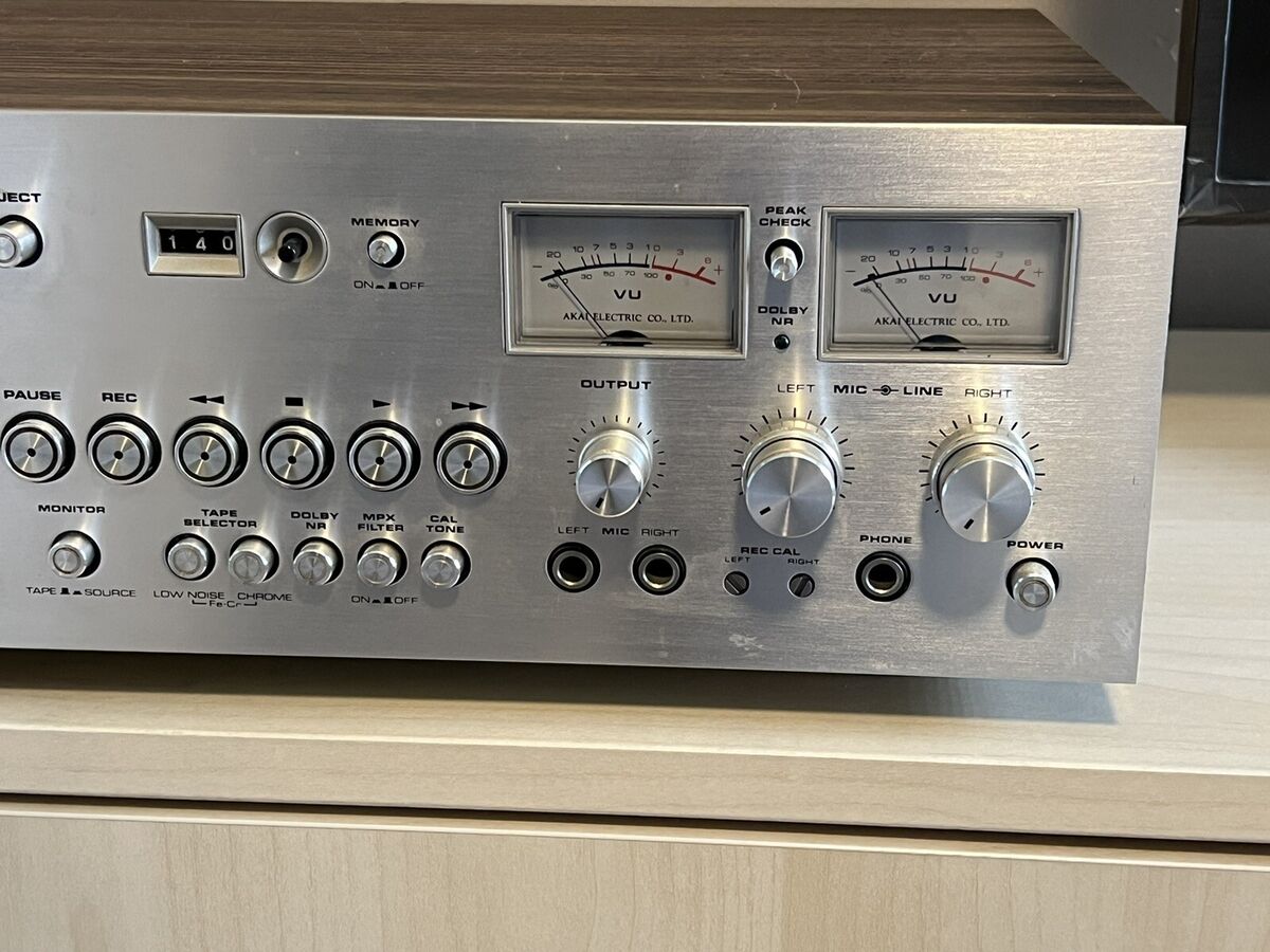 Akai GXC 760D 3-Head Dual Capstan Stereo Cassette Tape Deck Akai GXC 760D 3-Head Dual Capstan Stereo Cassette Tape Deck