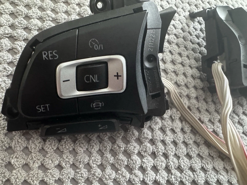 VW Crafter Man Tge Multifunction Buttons 5G0959442 New Genuine VW part 2017-25 - Image 2 of 4