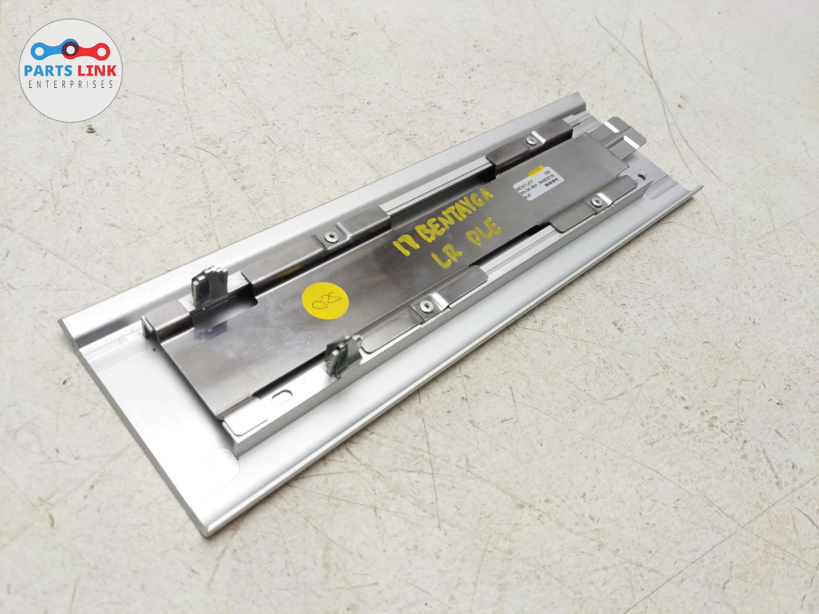 2016-20 BENTLEY BENTAYGA REAR LEFT DOOR SCUFF PLATE STEP SILL TRIM COVER INSERT