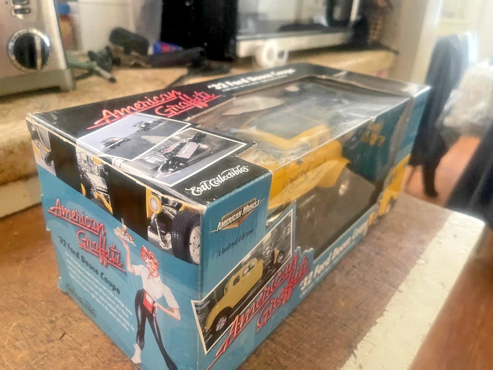 RARO FIRMADO Ertl escala 1/18 American Graffiti '32 EN CAJA ORIGINAL COMPRUÉBALO 👀 Foto 4 de 4