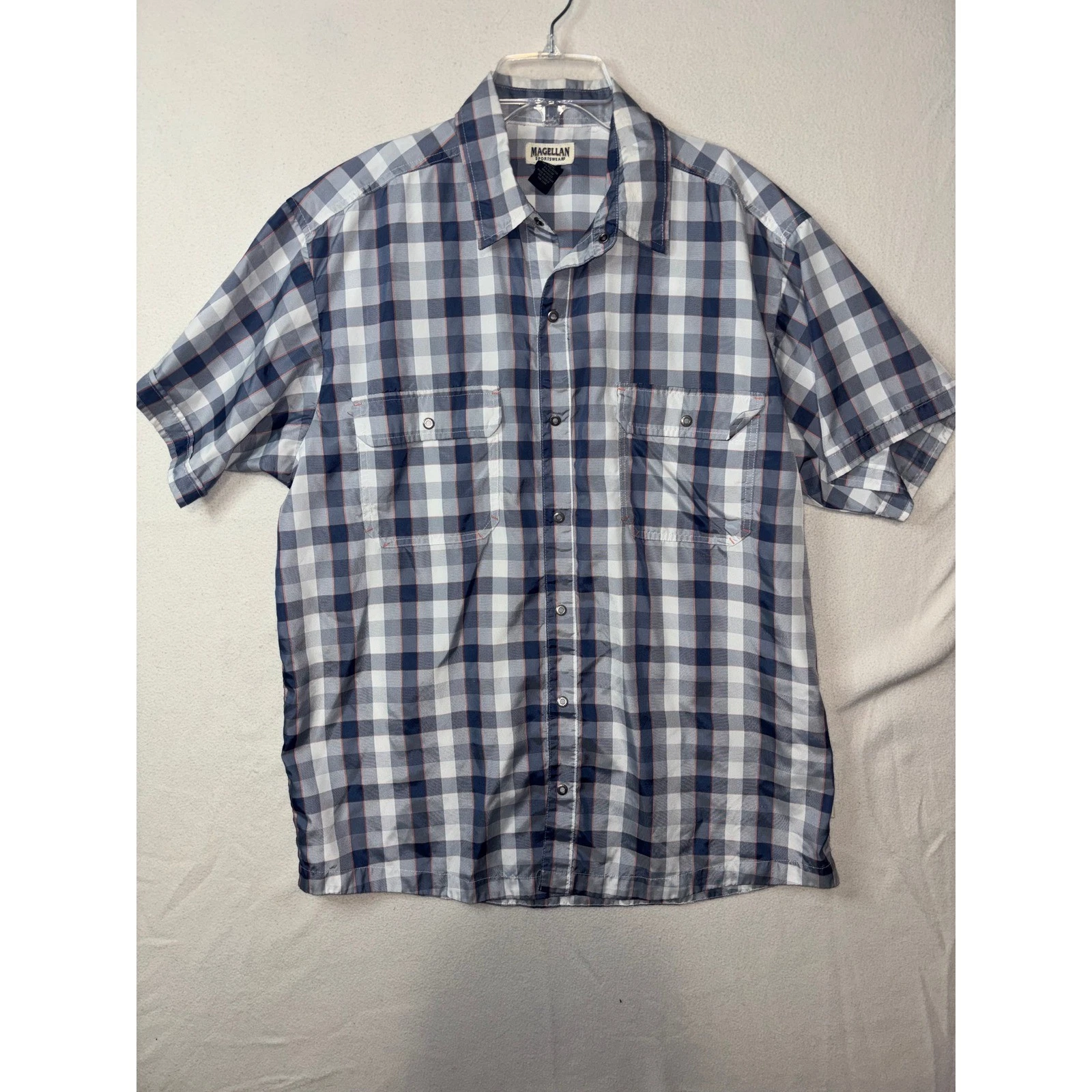 Magellan Mens Large Blue Plaid Fishing Hiking Vented Short Sleeve Shirt