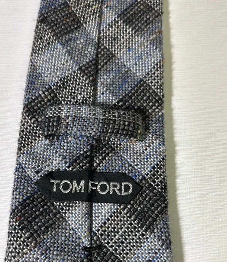 Corbata de cuello de lujo Tom Ford gris a cuadros seda lana cachemir mezcla usada en excelente estado Foto 2 de 4
