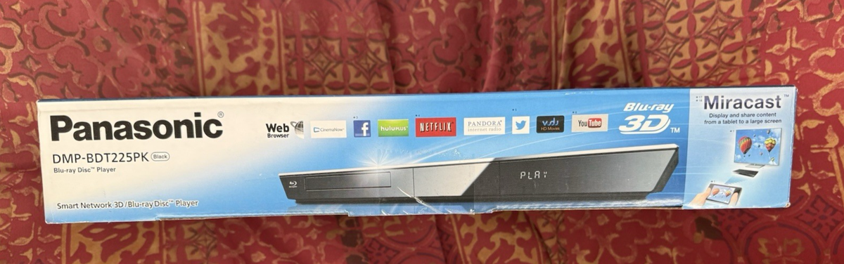 Panasonic DMP-BDT225 PK 3D Blu-Ray DVD Video Player New never