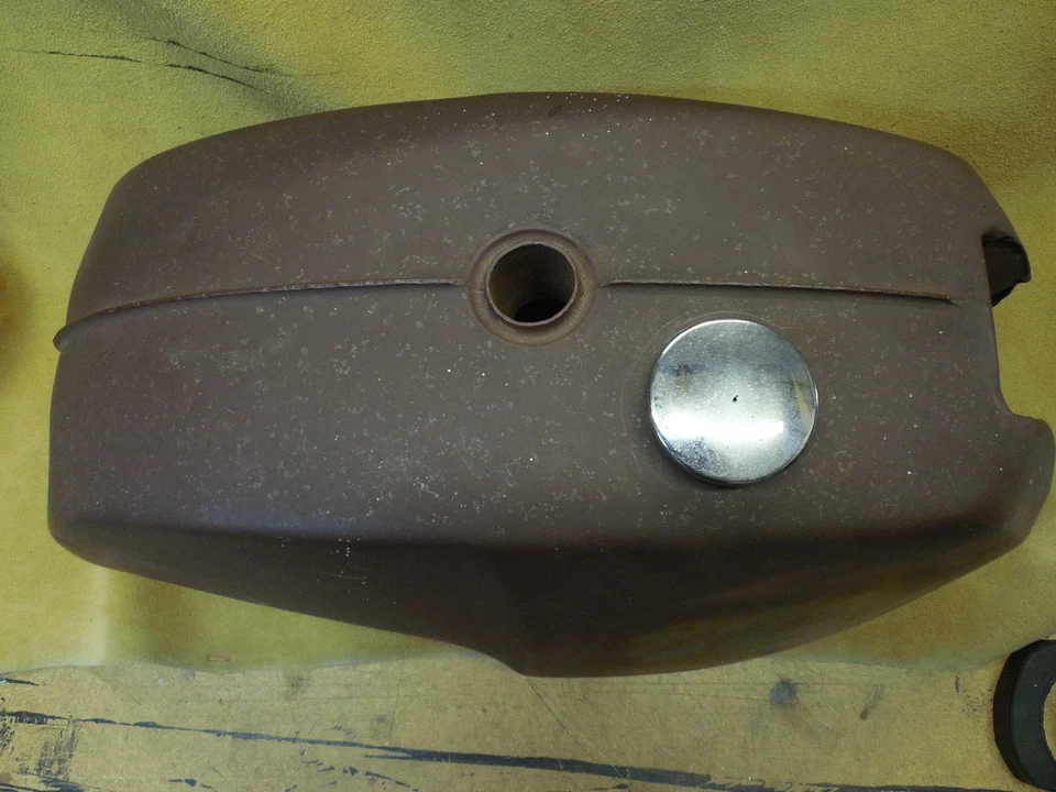 1971 BSA Thunderbolt.. Lightning ...Firebird Scrambler 650 "Breadbox"   Gas Tank - Image 2 of 4