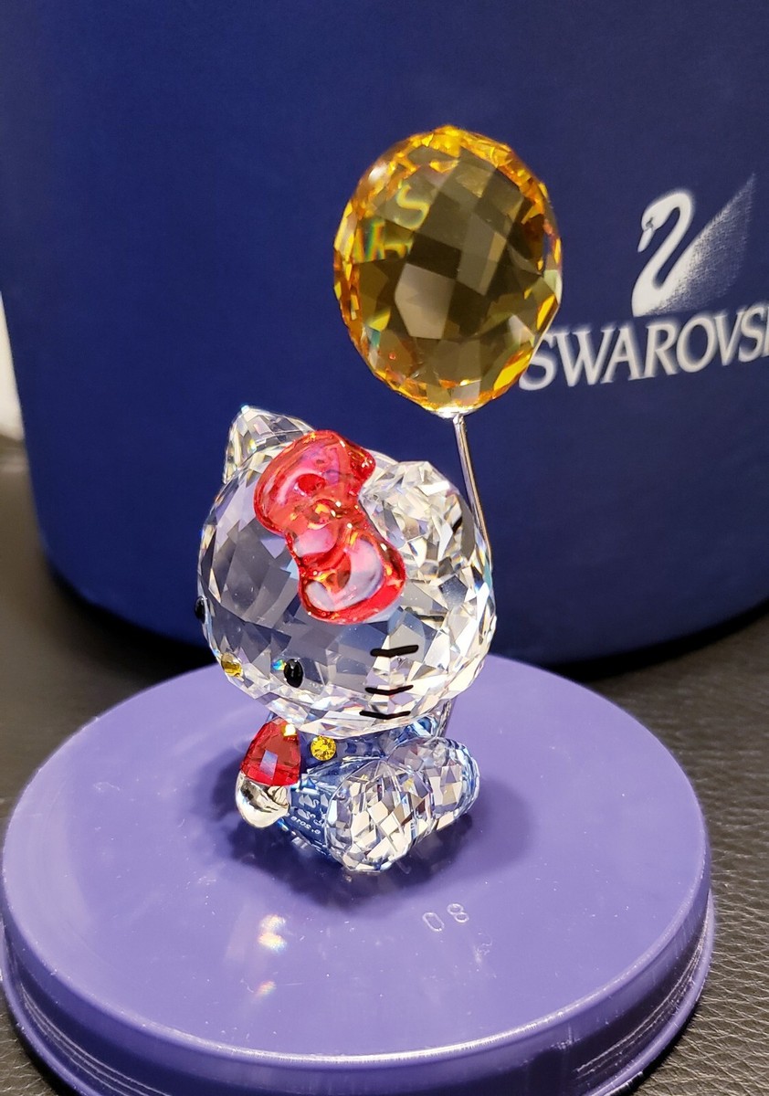Swarovski Hello Kitty with Balloon Crystal Figurine Swarovski Hello Kitty with Balloon Crystal Figurine