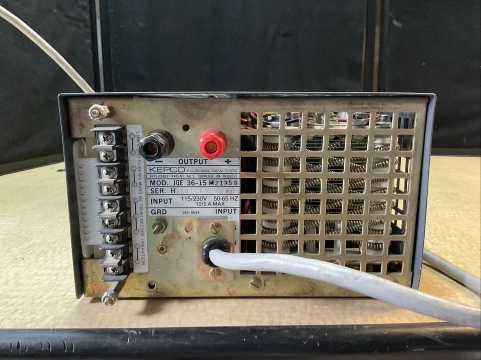 Fuente de alimentación Perkin Elmer KEPCO JQE36-15 Foto 3 de 3