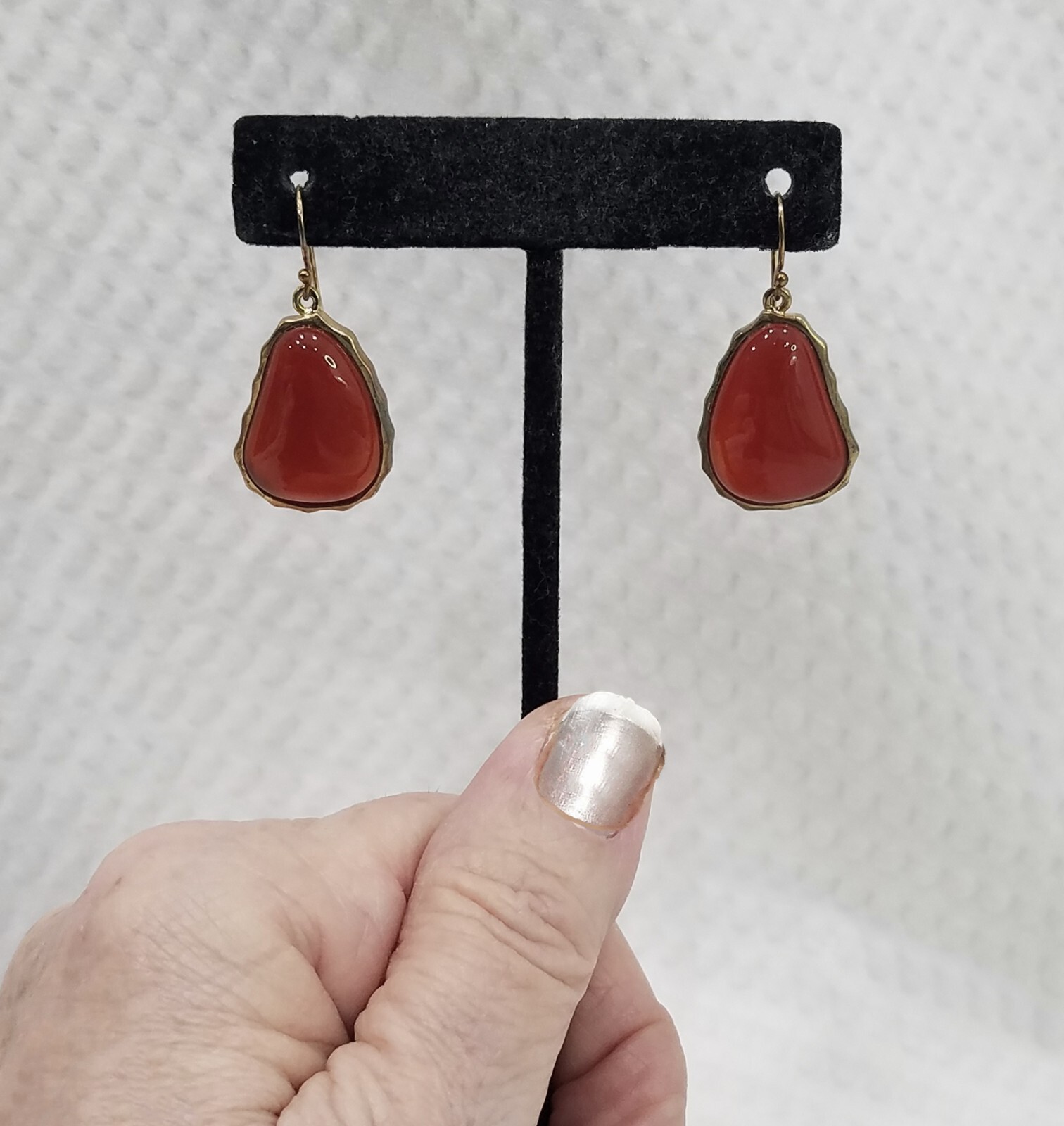 Translucent Carnelian Agate Crystal and Gold Tone… - image 2