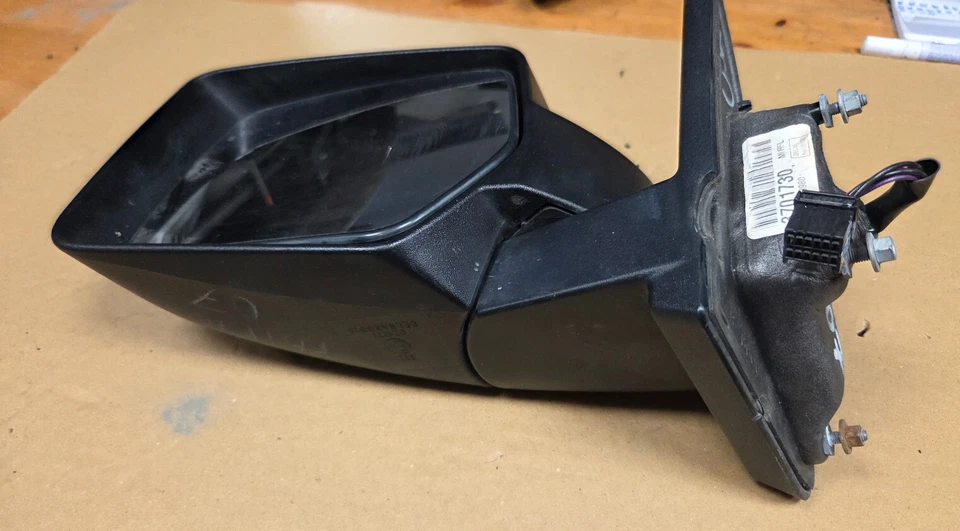 2007-2012 Jeep Patriot Driver Left Side View Power Door Mirror - Image 2 of 4