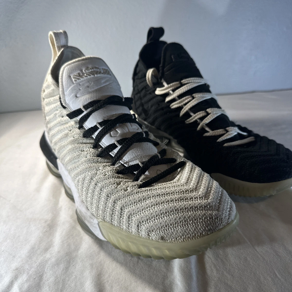 シューズ(男性用) Nike LeBron 16 Equality 28cm Preços baixos em Nike LeBron 16 Equality - Black White | eBay