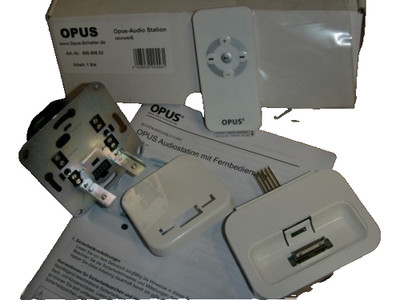OPUS 560.608.02 Audio Docking Station reinweiß mit Verstärker und Fernbedienung